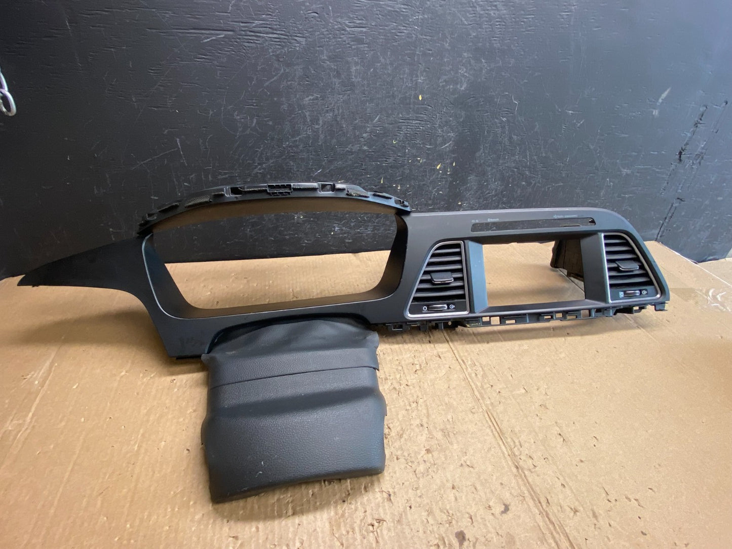 2015 to 2017 Hyundai Sonata Speedometer Cluster Bezel Trim W/ Air Vent AE4199 DG1