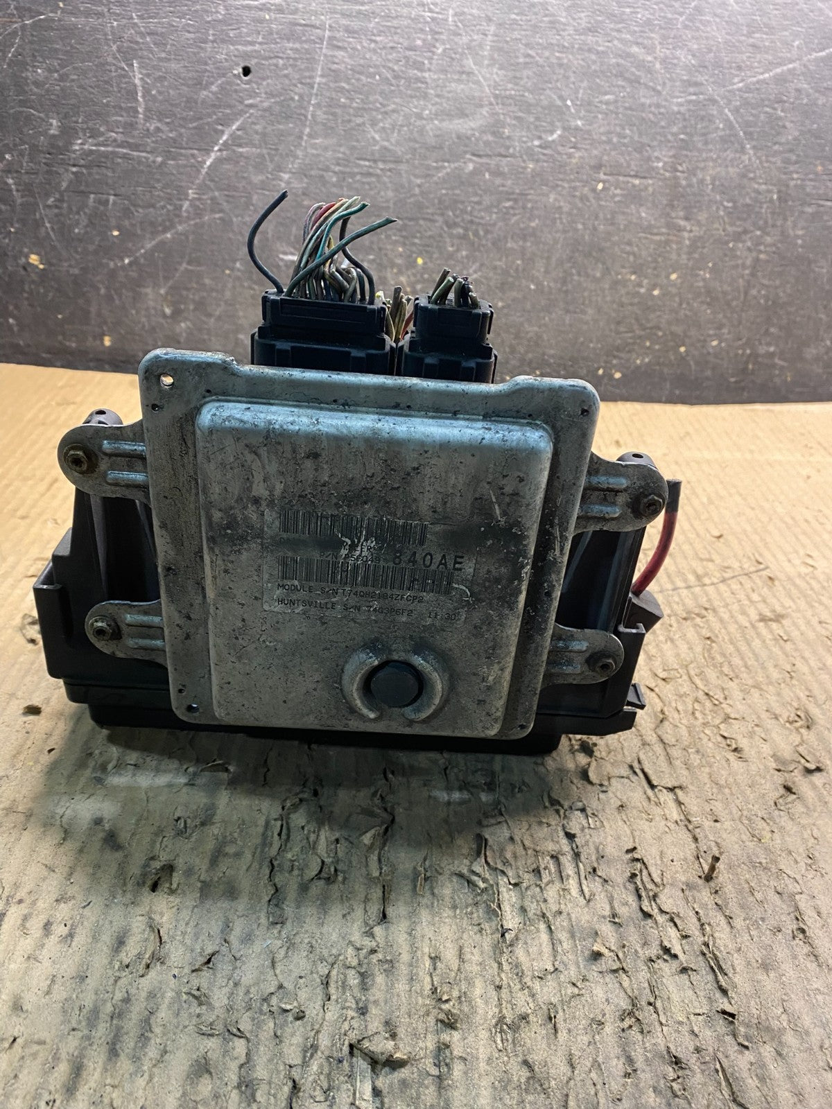 2004 2005 Dodge Durango Fusebox Fuse Box Relay Body BCM Module Y1550 DG1