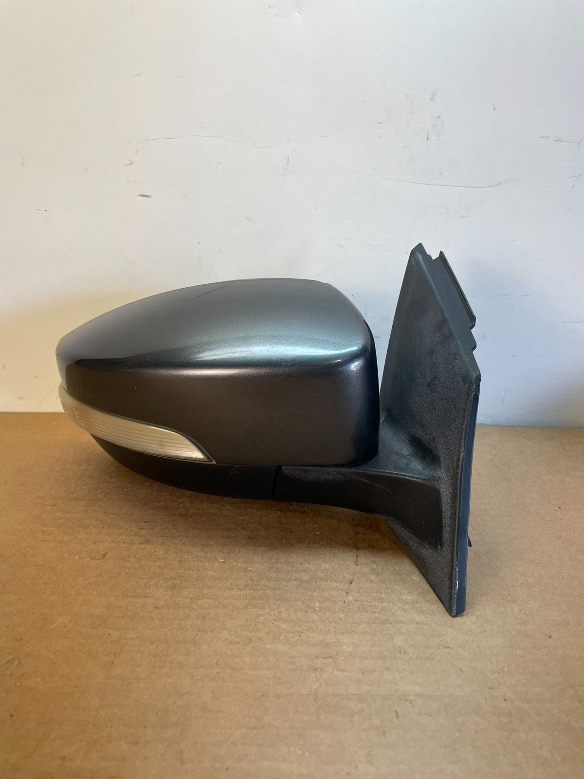 2015-2018 Ford Focus Right Passenger RH Side View Door Mirror af8630 DG0