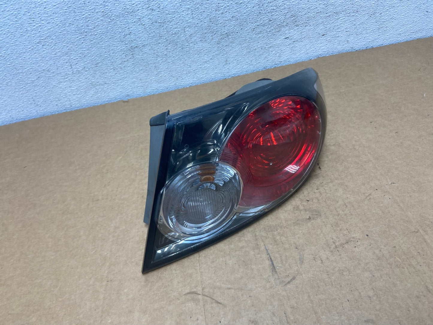 2006 - 2008 Mazda 6 Right Passengr Rh Driver Side Tail Light AD5386 LK2