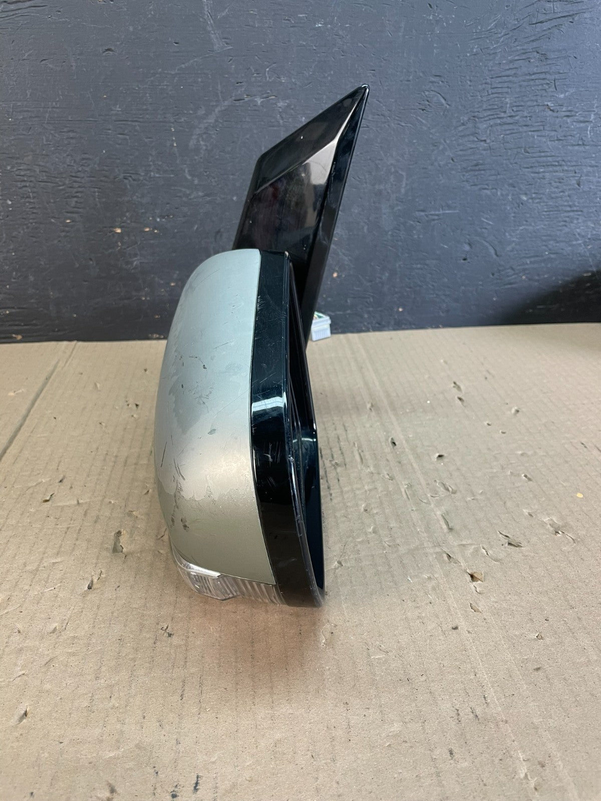 2006 to 2007 Subaru B9 Tribeca Left Driver LH Side Door Turn Sgn Mirror AD86699