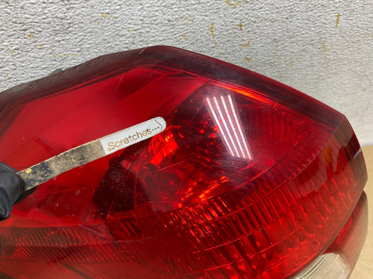 2008-2009 Subaru Outback Wagon Left Driver LH Side Tail Light AH8125 DW3