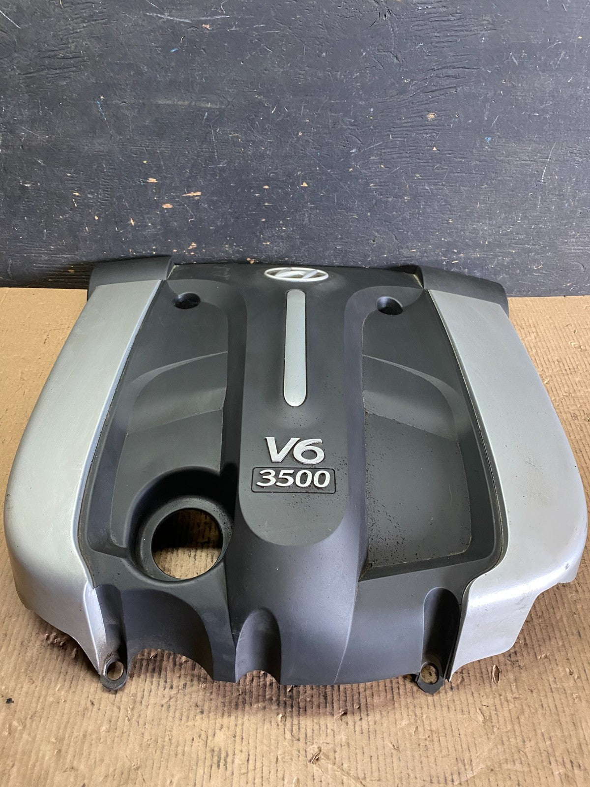 2003 - 2006 Hyundai Santa Fe 3.5L V6 Engine Motor Cover P5837 DG0