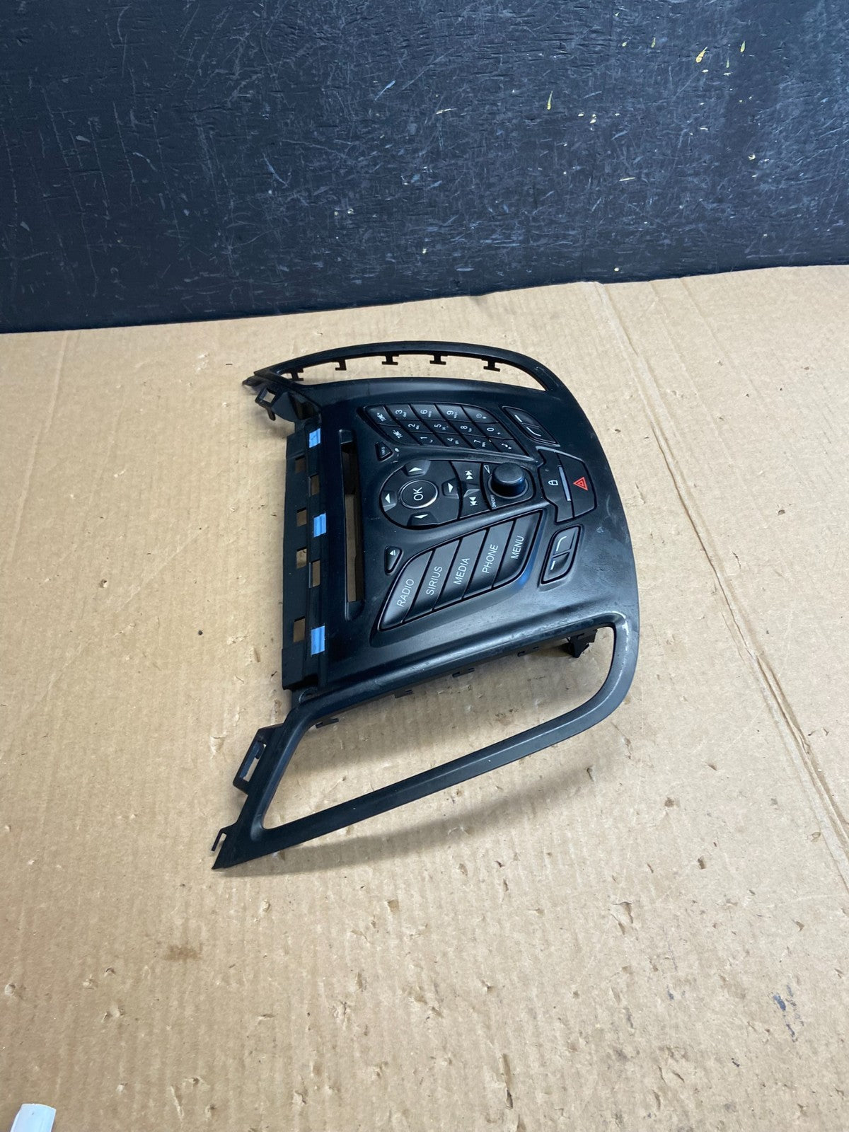 2013 2014 2015 2016 Ford Escape Dash Radio Control Panel Bezel AE4246 DG1