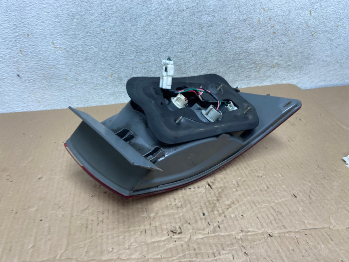 2006 2007 2008 Hyundai Sonata Right Passenger Rh Side Tail Light AI1285 LK4