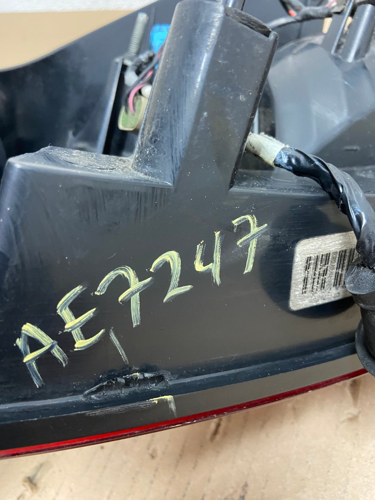 2000 - 2003 Mercury Sable Sedan Left Driver LH Side Tail Light AE7247 LK7