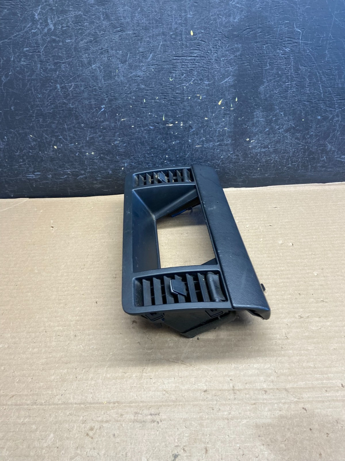 2003-2007 Nissan Murano Radio Center Console Display Bezel Air Vent OE ah1583 DG1