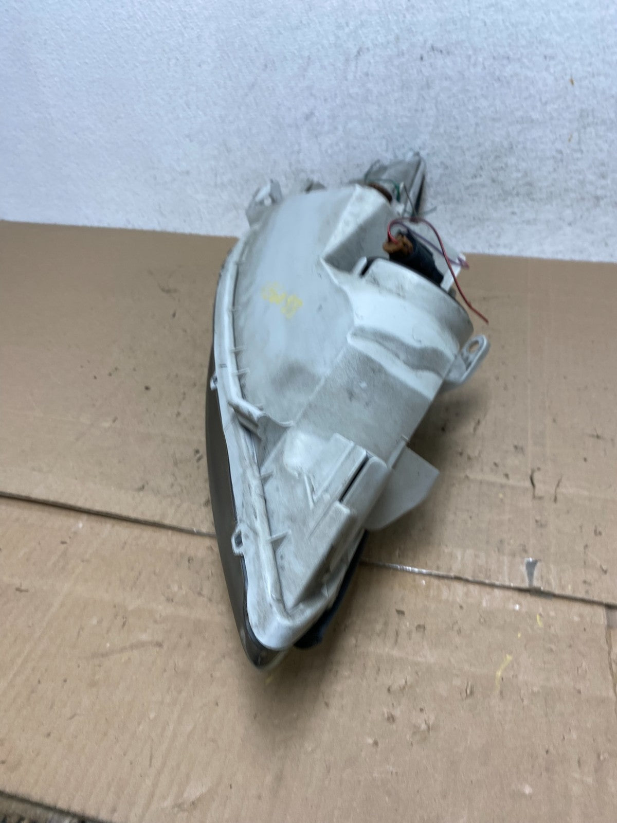 2002 2003 2004 Toyota Camry Left Driver Lh Side Halogen Headlight AE6088 DW8