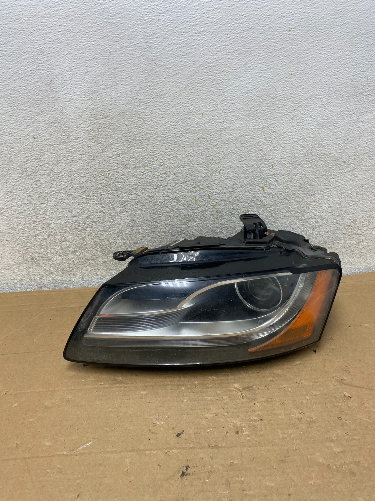 2008 to 2012 Audi A5 S5 Xenon HID LH Left Driver Side Headlight AH8391 DW0