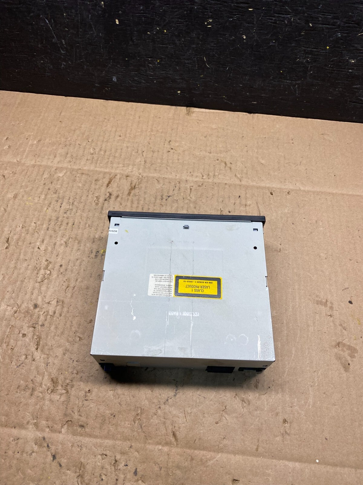 2006 to 2010 Audi A8 Navigation Nav DVD Player Reader M6690 DG4