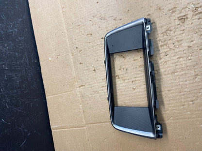 2016 2017 2018 Kia Optima Front  Dash Radio Bezel Trim Air Vent OEM AB9687 DG0