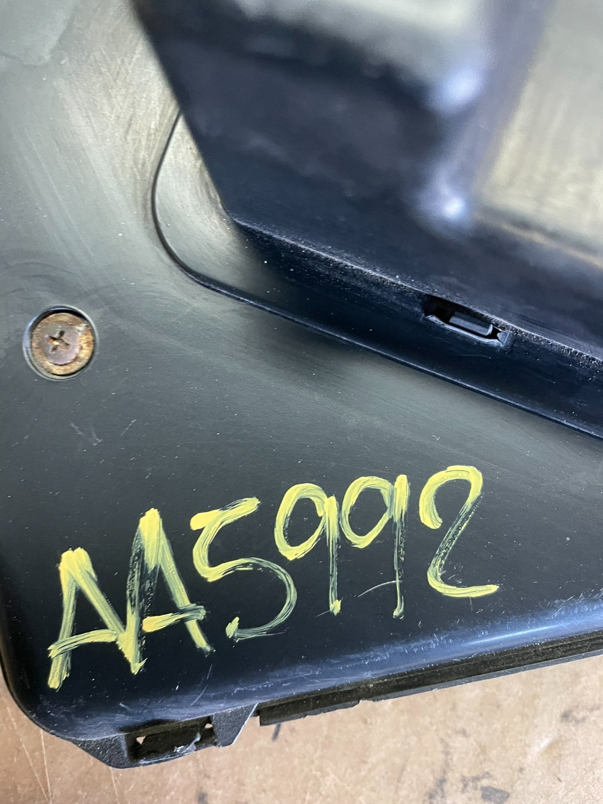 2003 to 2007 Nissan Murano Upper Air Intake Duct aa5992  DG8