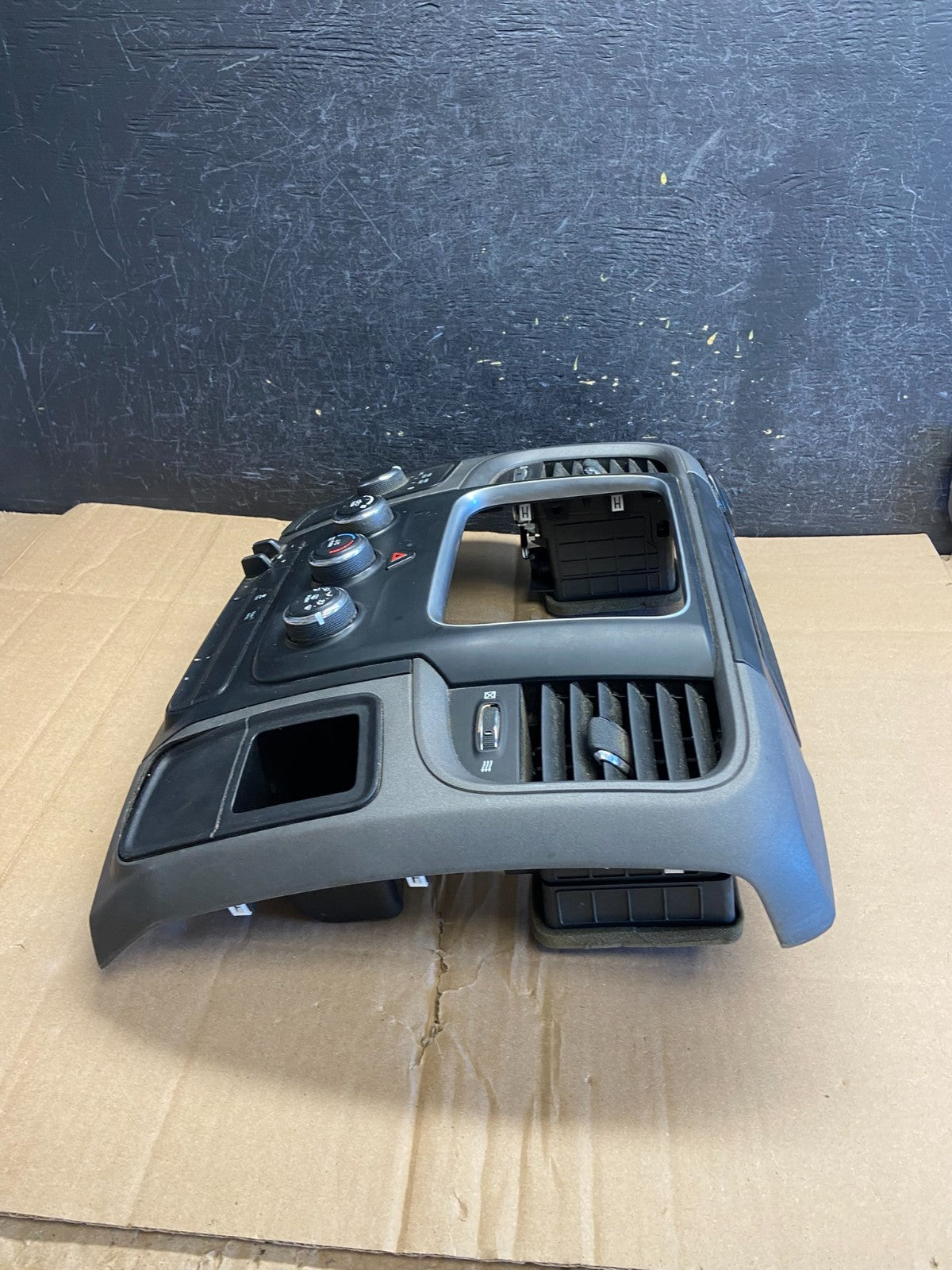 2013-2016 Dodge Ram 1500 Temp A/C Heat Climate Control Dash Trim Bezel ai5958 DG2