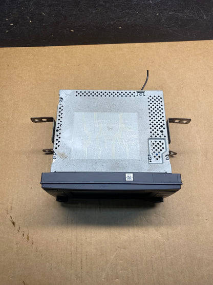 2014 to 2018 Nissan Sentra Versa Radio CD Player AM/FM AH4976 DG3
