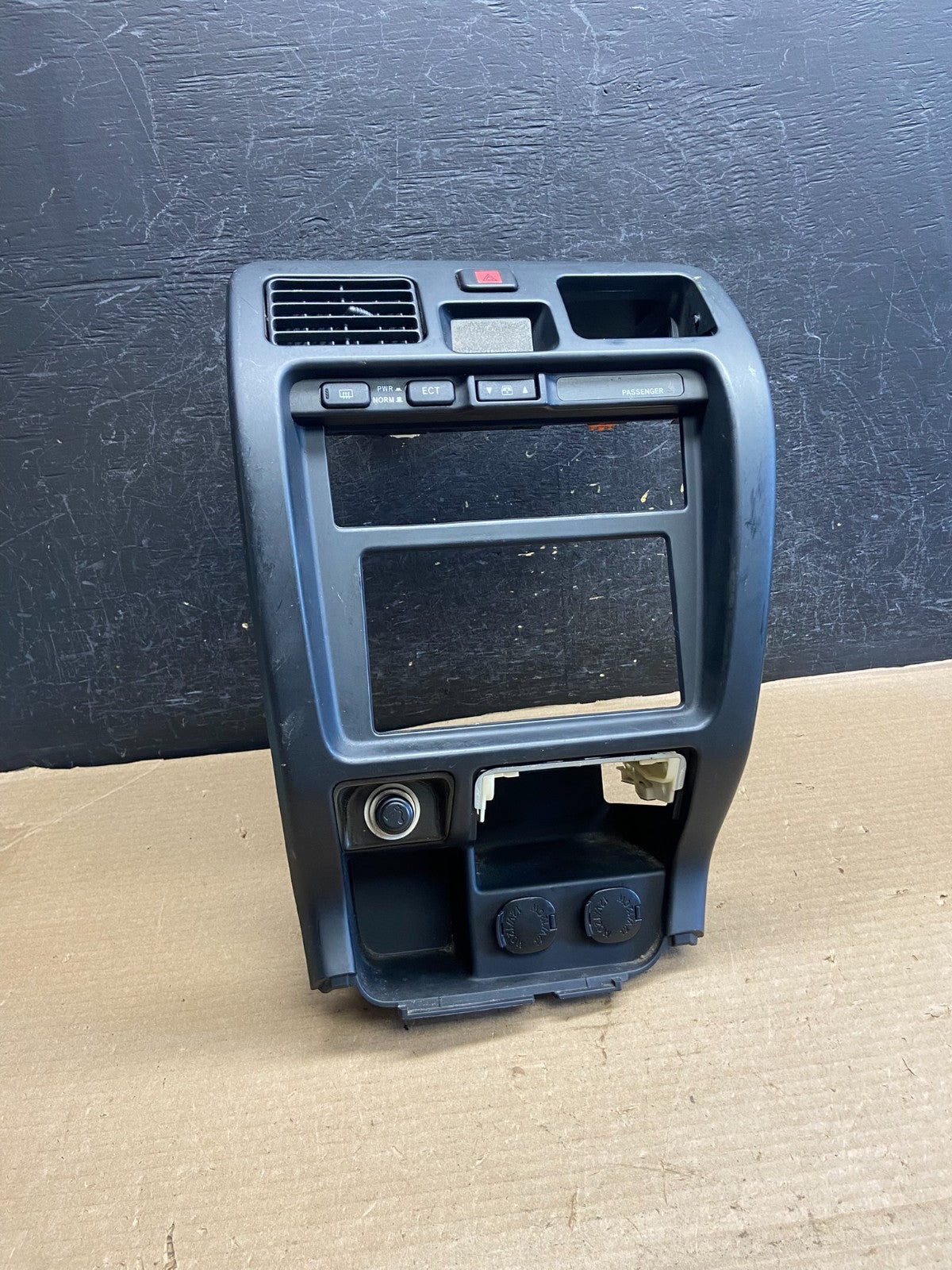 1998 to 2002 Toyota 4Runner Center Dash Radio Trim Bezel Vents AH3588 DG0