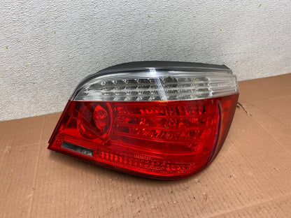 2008 2009 2010 BMW 5 525i 530i Right Passenger Rh Tail Side Light M1073 DG0