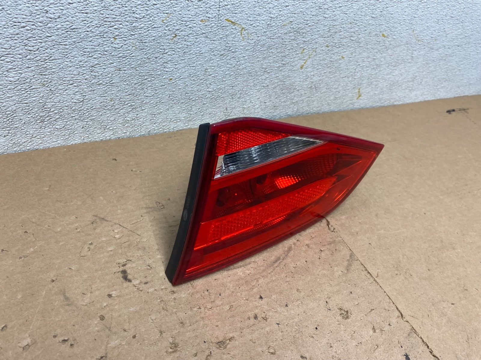 2009 2010 2011 2012 Audi A4 Sedan Right Passenger Inner Tail Light Oem P5258 DW1
