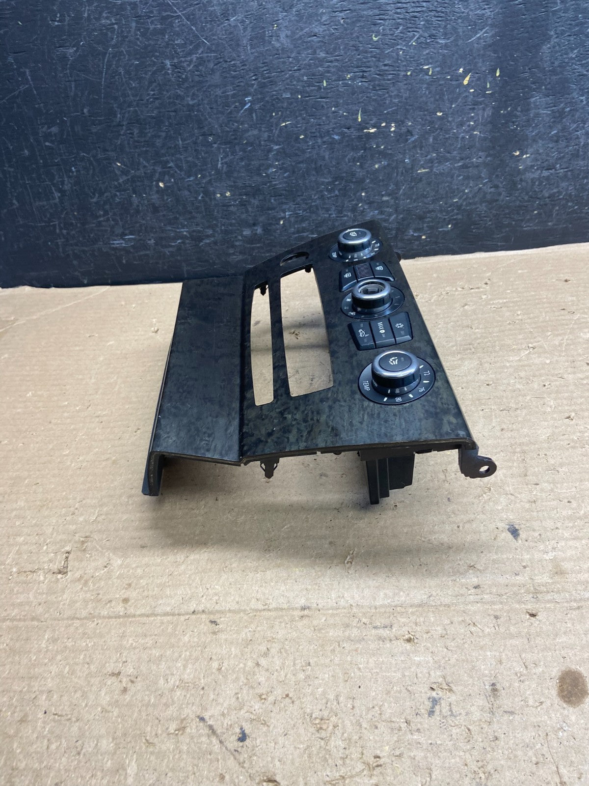 2008 to 2012 Jeep Liberty Dash Climate Temperature Control Radio Bezel ah5455 DG3