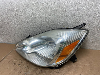 2004-2005 Toyota Sienna Left Driver LH Side Halogen Headlight AA9537 DW1