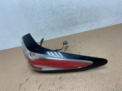 2015 to 2018 Nissan Murano Right Passenger RH Side Tail Light AE8852 LK1