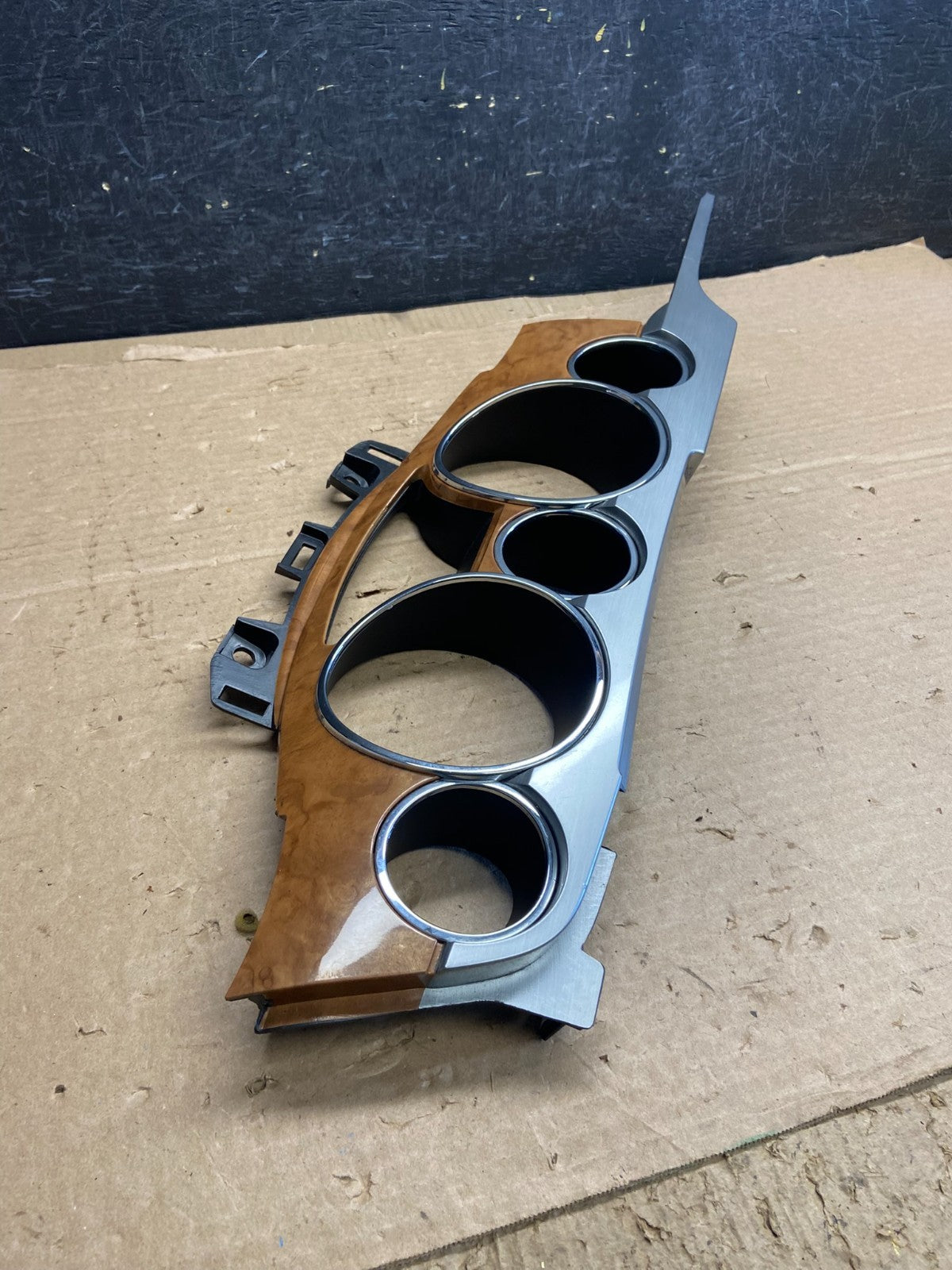 2008 to 2012 Buick Enclave Speedometer Head Cluster Bezel AF2604 DG1