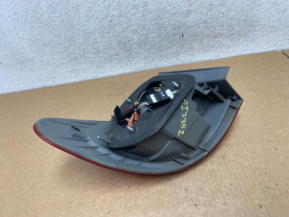 2007 to 2010 Hyundai Elantra Sedan Right Passenger Side Tail Light AI3382 LK4