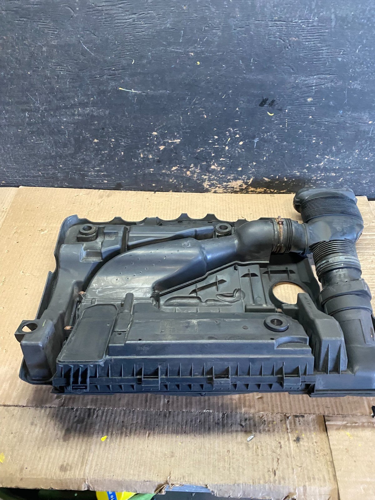 2005 - 2008 Volkswagen Jetta Beetle 2.5L Passat Engine Cover 07k129601j w5771 DG5
