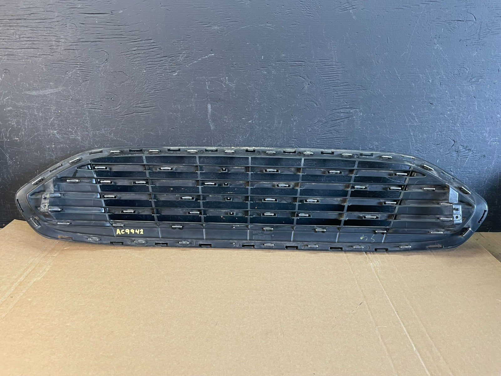 2013 to 2016 Ford Fusion Front Upper Grille Chrome Grill Bumper AC9942 DW3