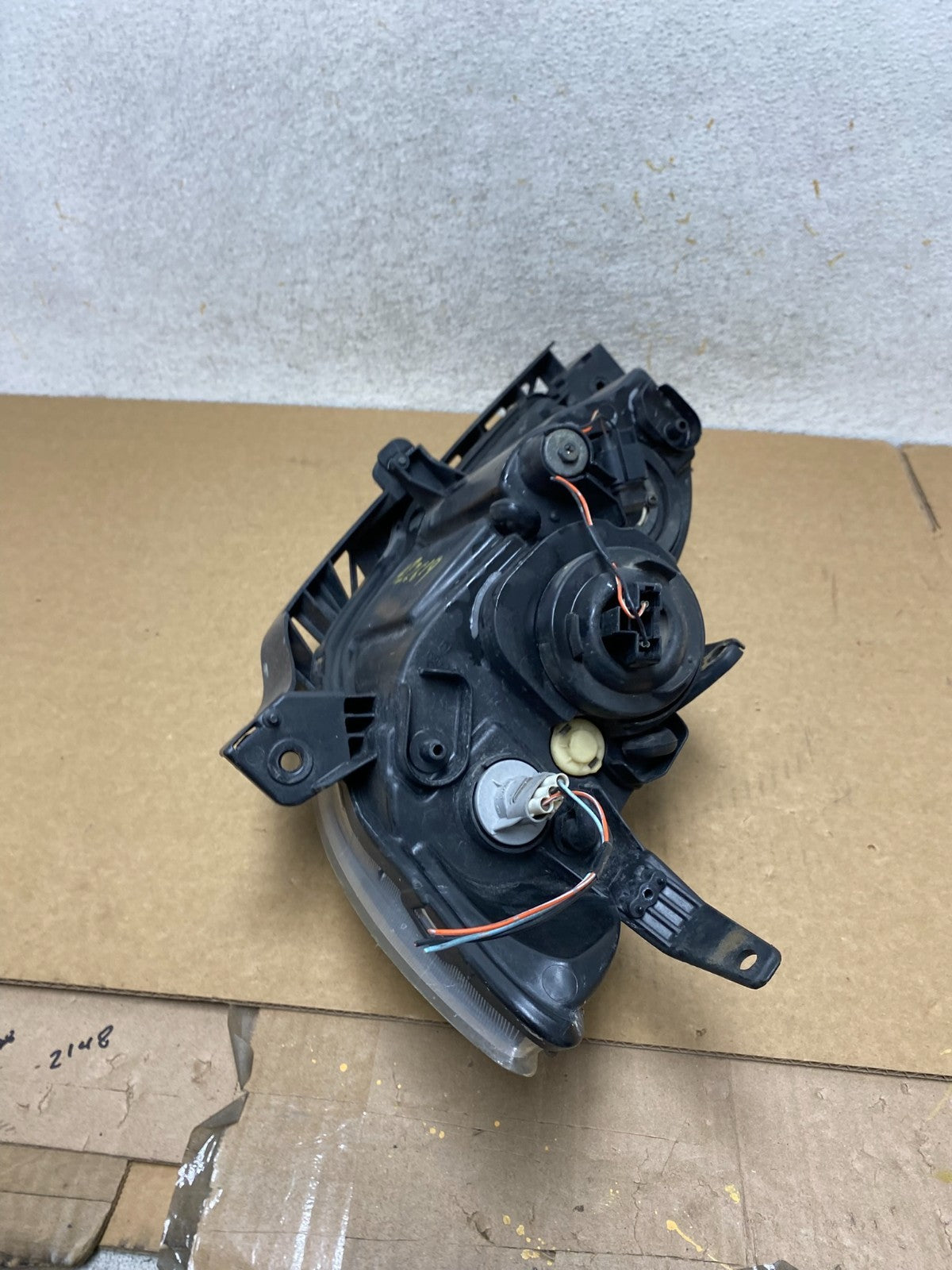 2004 to 2009 Mazda 3 Sedan Right Passenger Rh Side Headlight AI2619 DW8