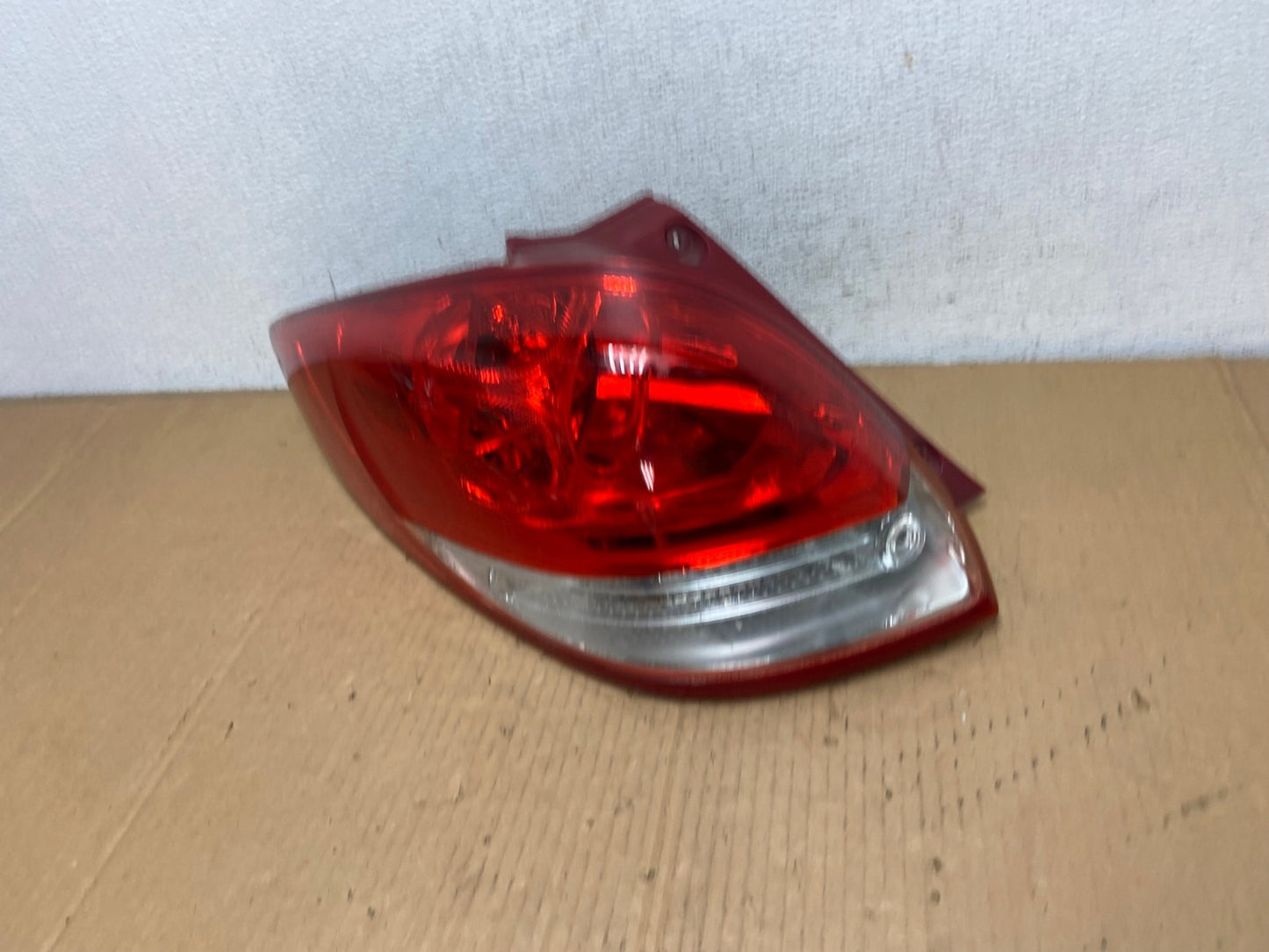 2012 to 2017 Hyundai Veloster Left Driver LH Tail light AD0909 LK1