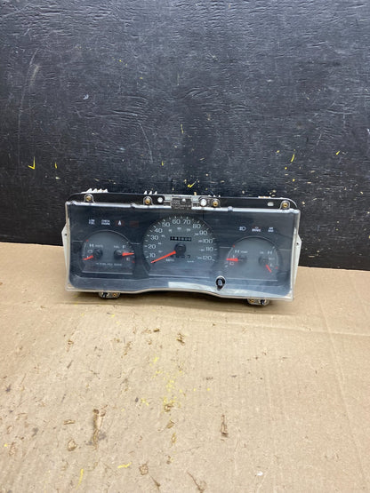 2001 to 2005 Mercury Grand Marquis Speedometer Cluster Gauge U5002 DG0