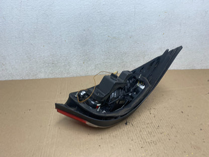 2008 2009 2010 BMW 5 525i 530i Right Passenger Rh Tail Side Light Oem L01313