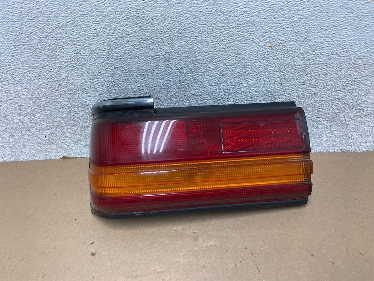 1990 - 1991 Toyota Camry Left Driver LH Side Tail Light AG33710