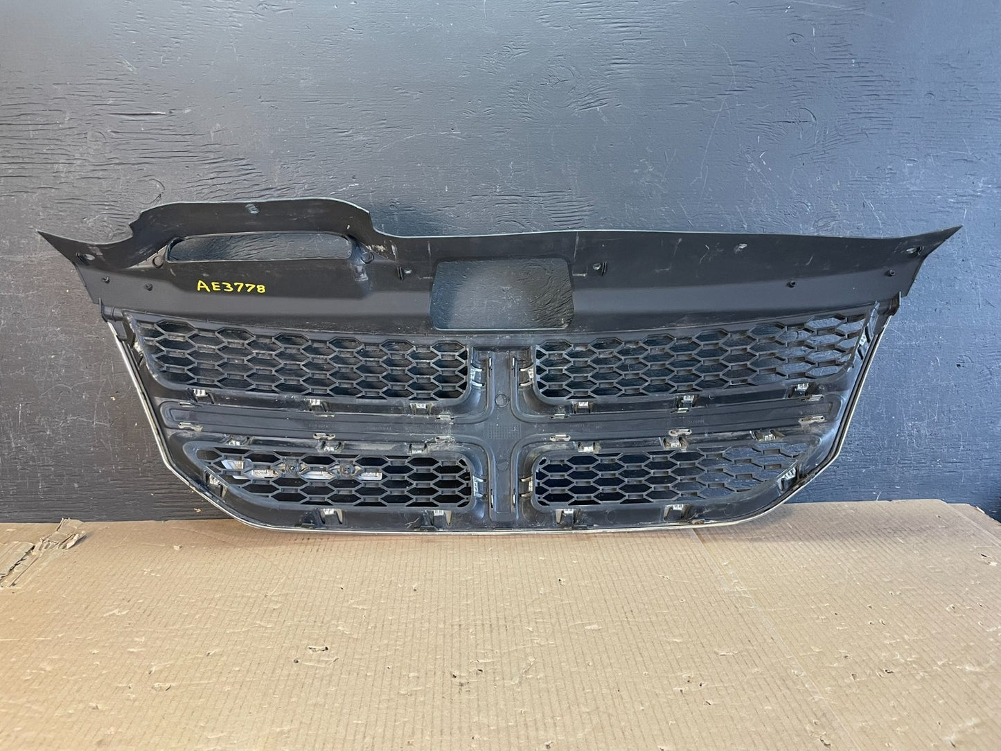 2011 to 2018 Dodge Journey Front Upper Chrome Grill Grille AE3778 DG3