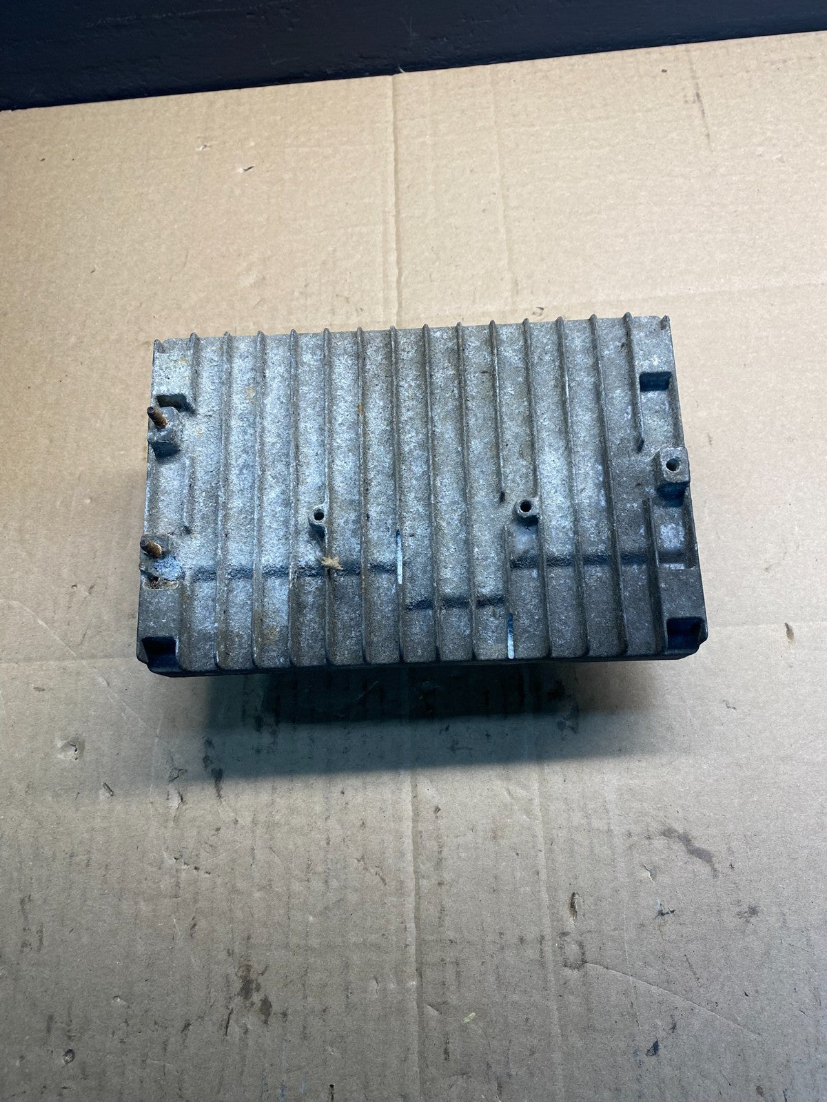 2004 Chrysler Pacifica Engine Control Computer ECM p04748330ad AB4232 DG1