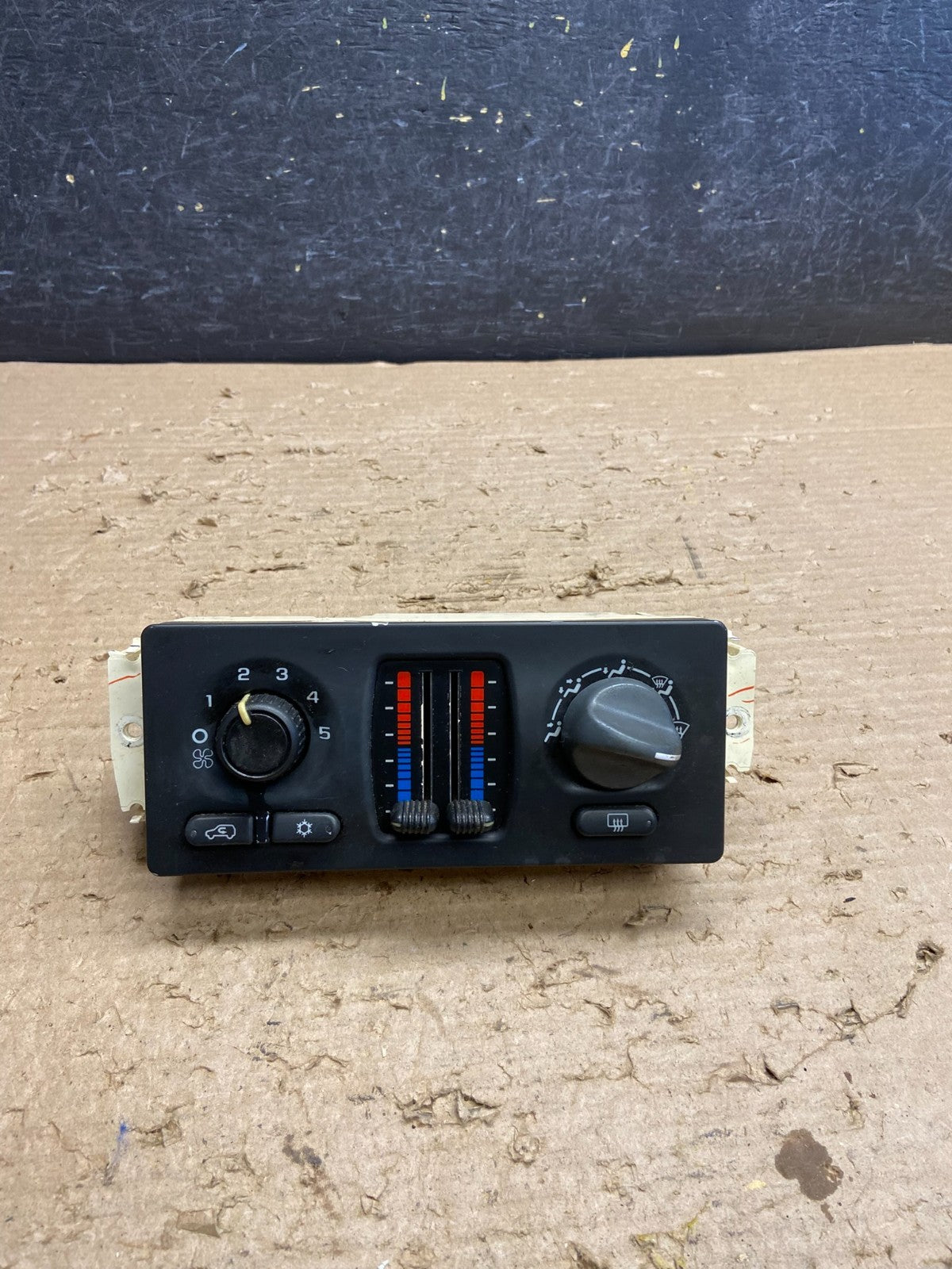 2003 to 2006 Chevrolet Silverado HVAC Heater Climate Control Module AG8778 DG0