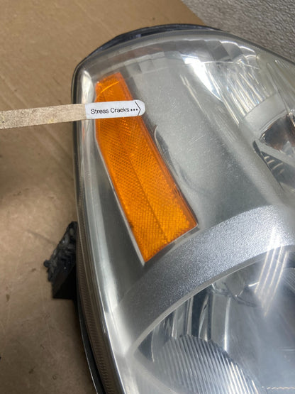 2008 to 2012 Nissan Versa Headlight Right Passenger Rh Side AB4882 DW4