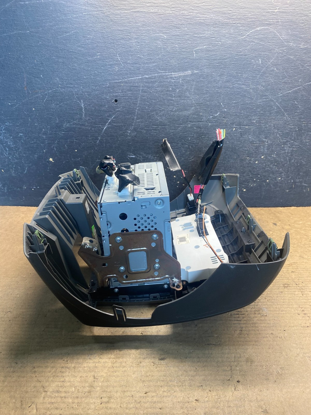 2009-2012 Nissan Xterra Frontier AM FM CD Player Radio Receiver OEM aa1819 DG3