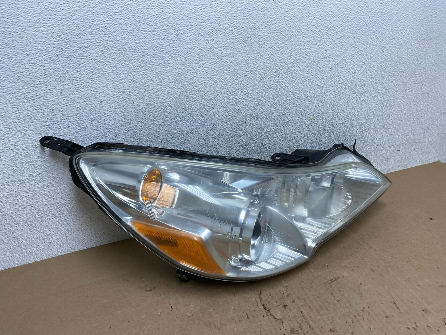 2010-2012 Subaru Legacy Outback Right Passenger Headlight AE6126 DW2