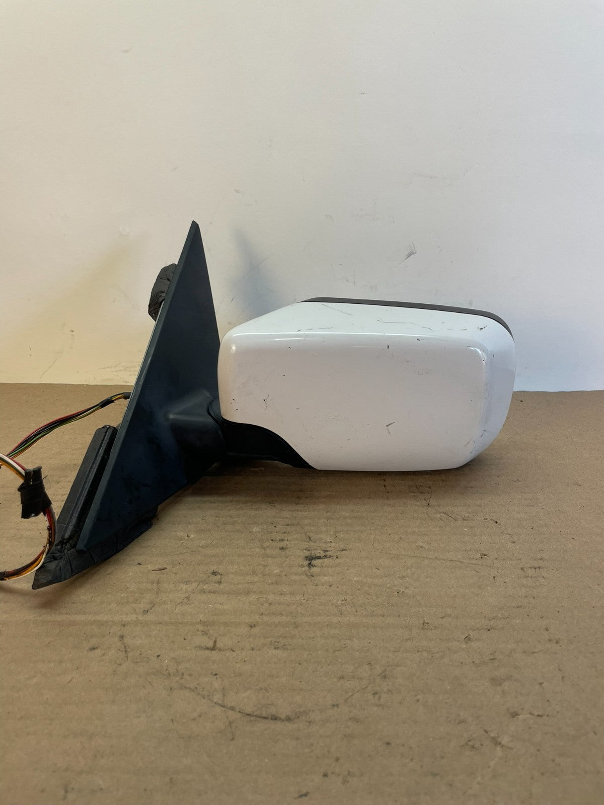 2001 to 2006 BMW 325i Left Driver LH Side View Door Mirror AF8473 DG0
