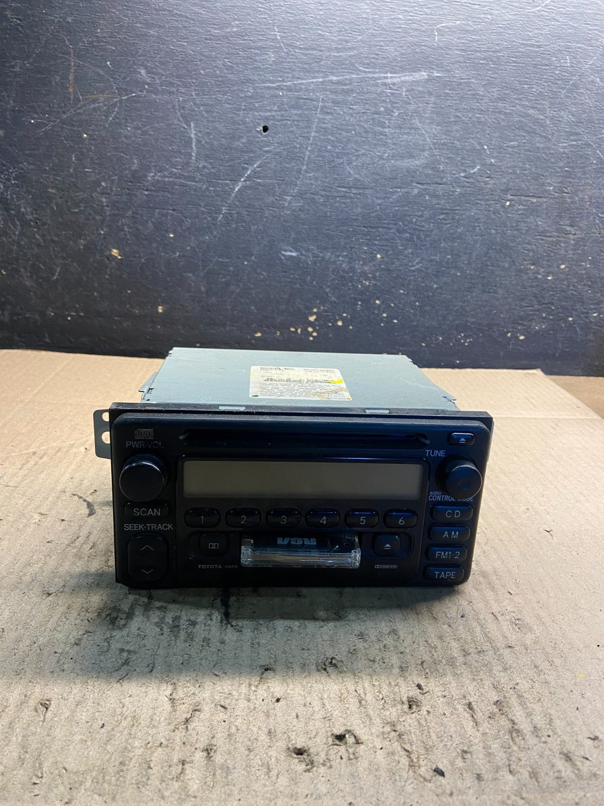 2001 2002 Toyota Rav4 Am Fm Cd Player Radio Receiver OEM Z0669 DG0