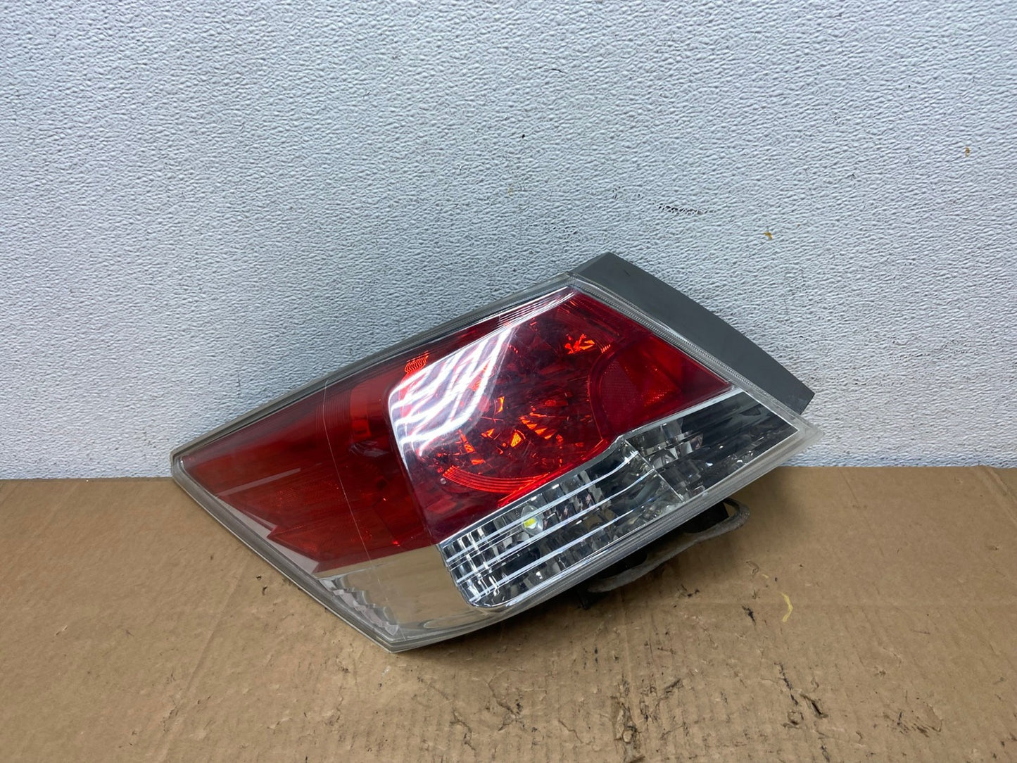 2008 to 2012 Honda Accord Sedan Tail light Left Driver LH Side AD2366 LK0
