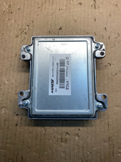 2010 to 2013 Chevrolet Silverado Yukon Engine Control Module ECM ECU AE7994 DG1