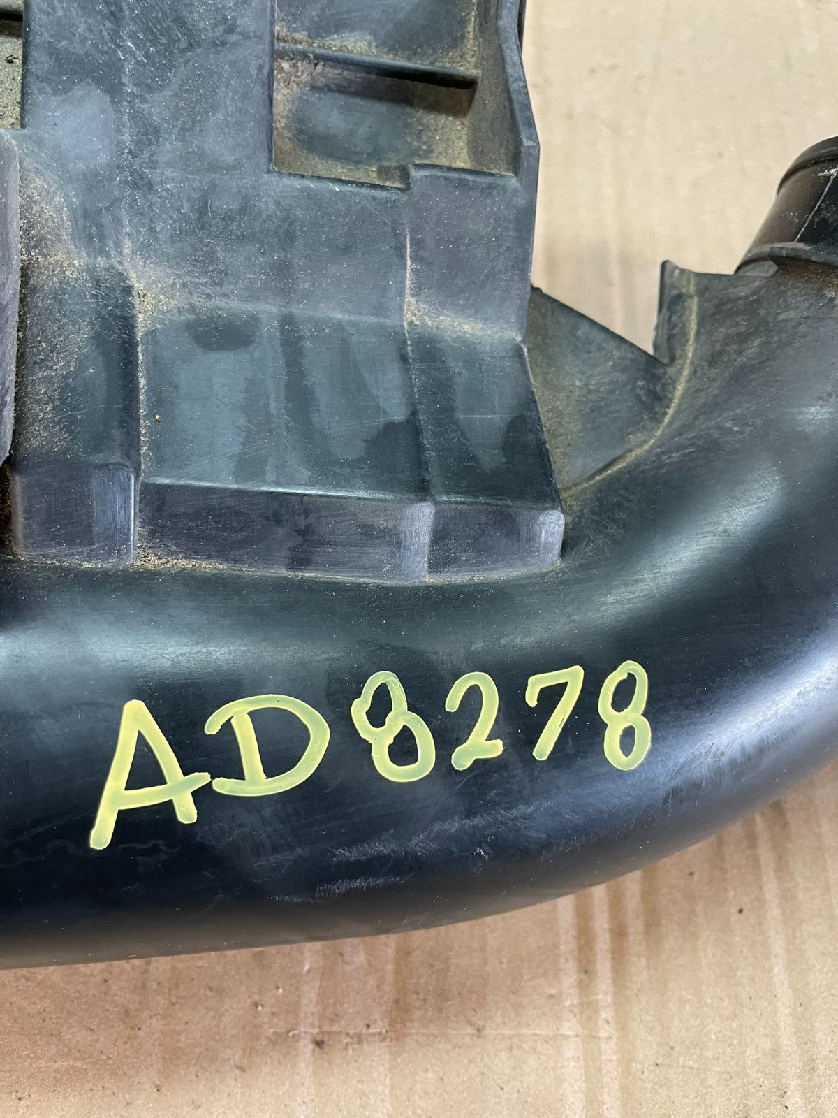 2005-2011 Nissan Pathfinder Xterra 4.0L Air Intake Resonator Box ad8278 DG5