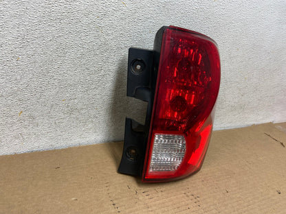 2006-2009 Pontiac Torrent Right Passenger Rh Side Tail Light AH4036 LK1