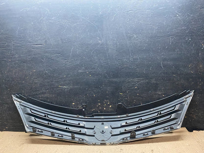 2010 to 2012 Nissan Versa Hatchback Front Upper Grill Grille Oem  X9379 DG4