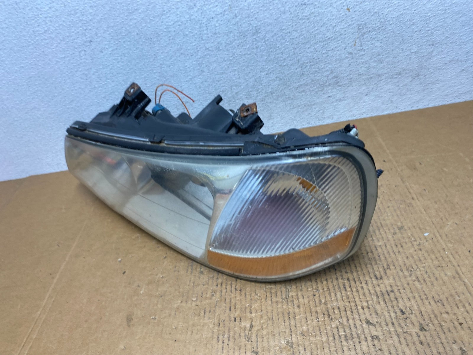 2002 to 2003 Acura TL Driver Left LH Side HID Xenon Headlight AE0638 DW1