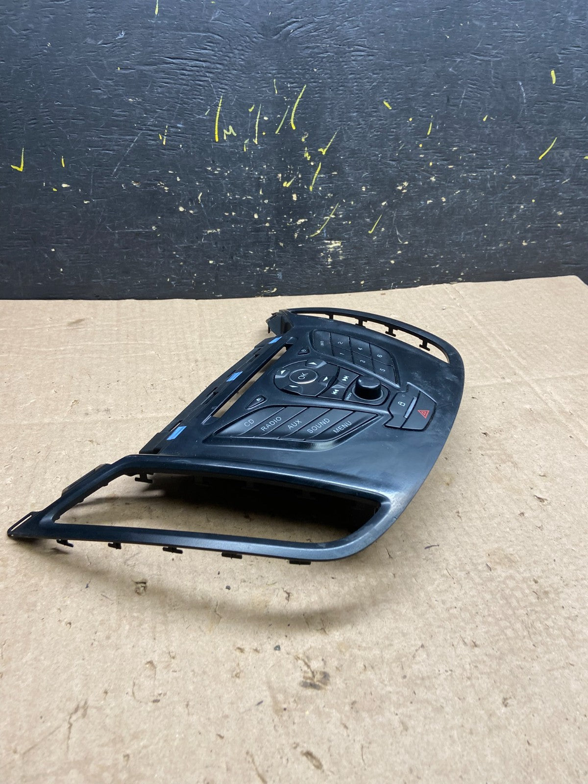 2013 2014 2015 2016 Ford Escape Dash Radio Control Panel Bezel z0224 DG1