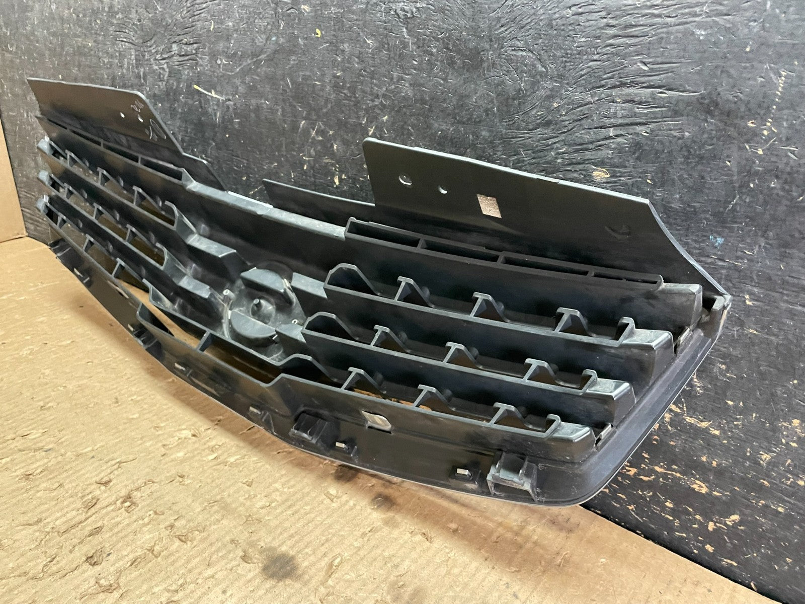2007 to 2008 Nissan Maxima Front Upper Grill Grille Chrome OEM Z5641 DG6