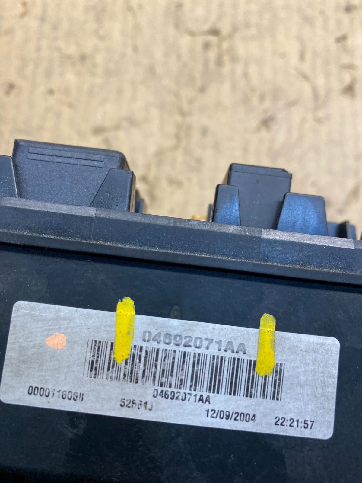2005 Jeep Grand Cherokee Fuse Box Multi-Function Relay Module Bcm W4300 DG6